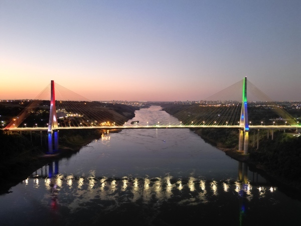 Inauguración del Puente de la Integración aún sin fecha: Presidente Franco aguarda definiciones