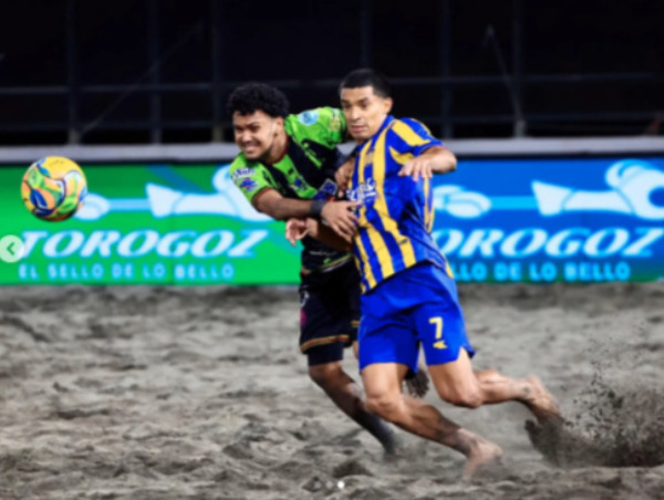 Popular / El Kure Luque ovevete en la Américas Winner Cup de Fútbol Playa