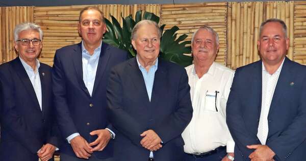 La Nación / Bancop celebra adquisición de su propia Casa Matriz