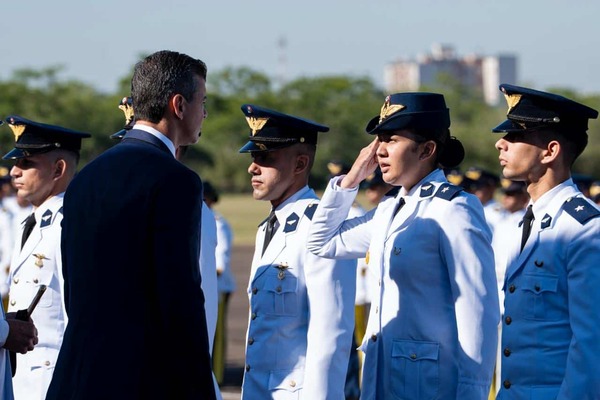 Fuerza Aérea Suma 26 Pilotos y Cierra un Año Histórico