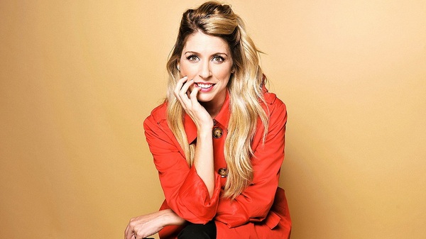 Flor Bertotti se presenta en el Jockey Club Paraguayo