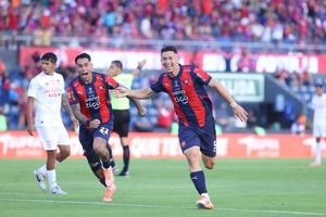 Popular / Cerro le dio una paliza al General, y se quedó con la Supercopa