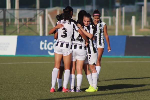 Con dos triunfos se cierran los cuartos de final de la Copa Paraguay FEM