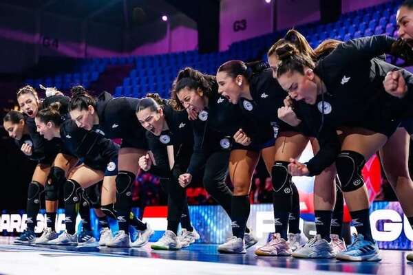 Copa Presidente Mundial IHF: Otro triunfo de las Guerreras - Polideportivo - ABC Color
