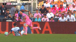 Andrés Cubas y Lionel Messi volvieron a sacarse chispas