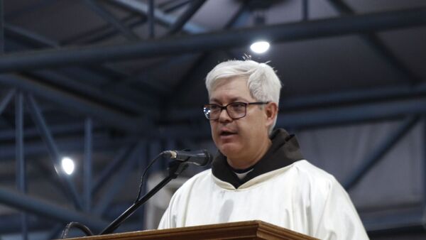 “El pueblo paraguayo trae esperanzas desde todos los rincones del país”, dice fray Juan Antonio en Caacupé