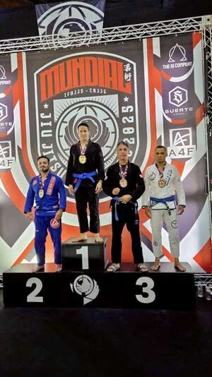 Brazilian Jiu-Jitsu: Villasanti conquista el mundo - Polideportivo - ABC Color