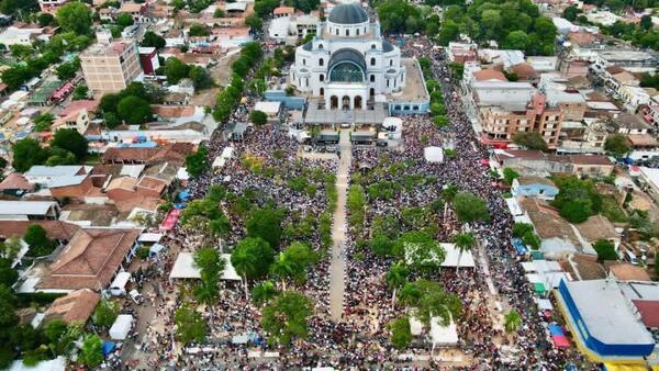 Los 5 puntos más importantes de la homilía de Monseñor Ricardo Valenzuela