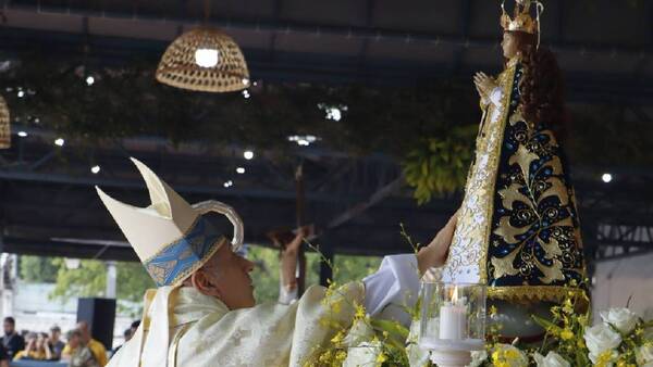 Critican a corruptos durante la Misa Central de Caacupé