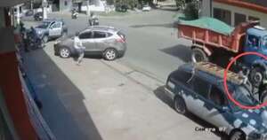 Diario HOY | Conductor murió de un infarto tras supuesto pago y discusión con PMT