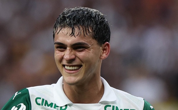 Golazo de Ramón Sosa para victoria de Palmeiras