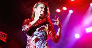 Diario HOY | Florencia Bertotti volvió a enamorar a su público paraguayo