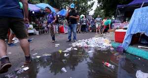 La Nación / Un mar de residuos dejó el paso de los peregrinos por Caacupé