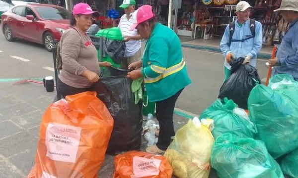 Caacupé quedó cubierta por más de 30 toneladas de basura tras la festividad - OviedoPress