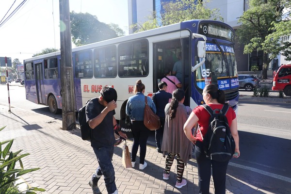 Crisis del Transporte: 3 Líneas Más Dejan de Operar en Asunción