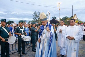 Iglesia Pide Pacto Social en Caacupé y Autocrítica