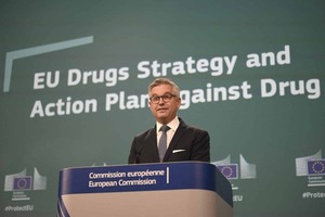 UE Endurece Normas Migratorias y Crea Centros de Retorno