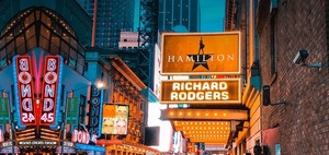 "Tributo a Broadway" en la Manzana de la Rivera