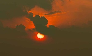 Lluvias dispersas y alivio térmico llegan este martes al país