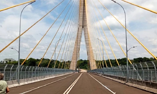 Gobierno de Brasil coordina seguridad en el Puente de la Integración - OviedoPress