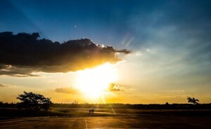 Martes cálido a caluroso, con probabilidad de algunas lluvias