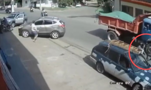 Viñas Cue: Conductor fallece de un infarto durante control y supuesta discusión con personal de la PMT - OviedoPress