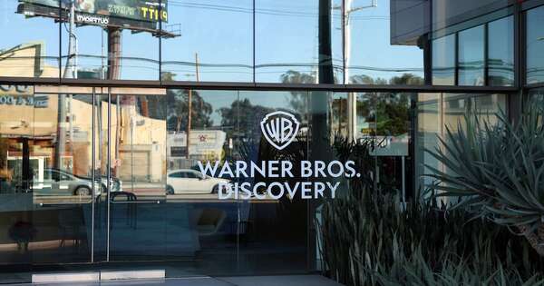 La Nación / Paramount desafía a Netflix con una oferta hostil por Warner Bros