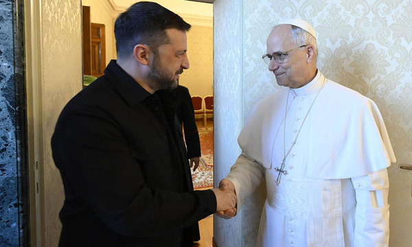 El Papa León XIV recibe a Zelensky en el Castel Gandolfo y pide diálogo por la paz - OviedoPress