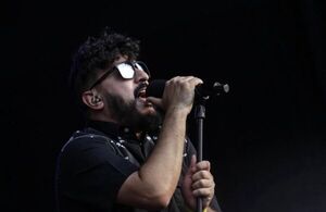 Música y unión, Blas Rodrigo de Kita Pena recibe un fuerte abrazo del público tras su diagnóstico cardíaco - Canal-E