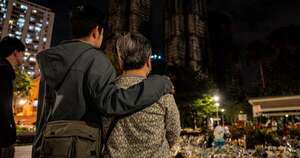 La Nación / Hong Kong actualiza balance de incendio a 160 muertos y 6 desaparecidos