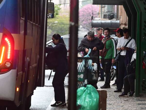 Viceministro de Trabajo responde a Cetrapam: pago de aguinaldo “no se discute” - Economía - ABC Color
