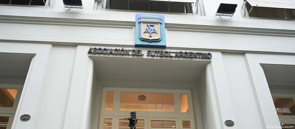 Justicia argentina allana la AFA y clubes de fútbol - ADN Digital