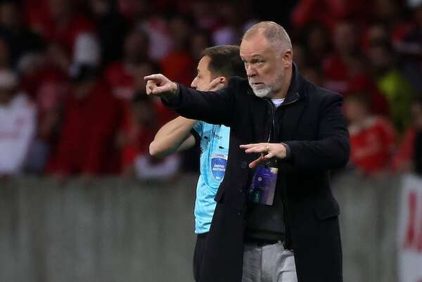 Gremio despide al técnico Mano Menezes - Fútbol Internacional - ABC Color