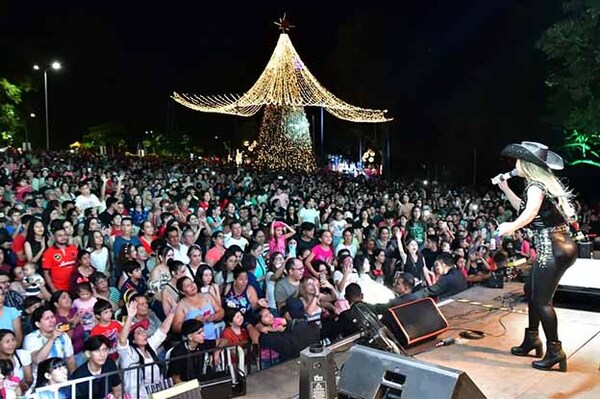 Más de 30 artistas subirán al escenario de la Villa Navideña de Itaipú en Ciudad del Este | DIARIO PRIMERA PLANA