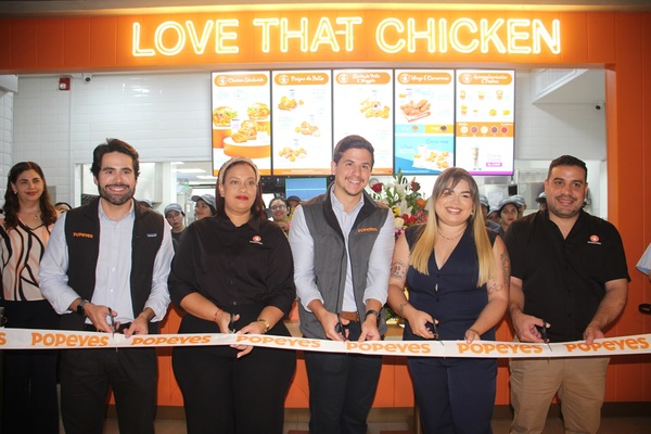 Popeyes abre su primer local y proyecta expansión nacional inmediata