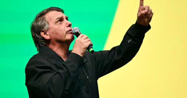 La Nación / Terremoto judicial: Cámara Baja podría reducir pena carcelaria de Bolsonaro, de 27 a 2 años