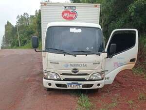 Trabajadores resultan heridos de bala durante asalto a camión repartidor en Obligado - Policiales - ABC Color