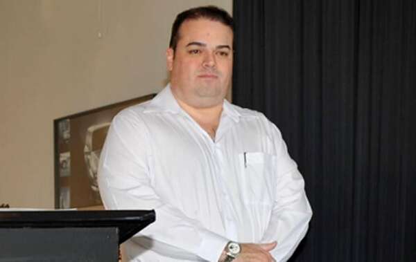 Familia de Gustavo Köhn donará histórico archivo deportivo a la Biblioteca del Congreso - Nacionales - ABC Color