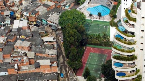 La brecha de la desigualdad sube en el mundo porque los ultrarricos progresan más rápido, según informe