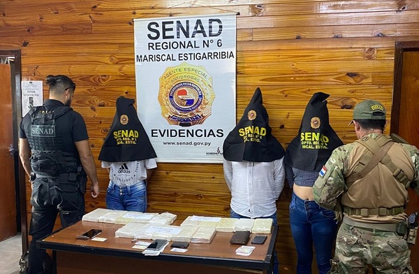SENAD detiene a tres bolivianos con más de 15 kilos de cocaína en el Chaco