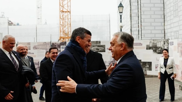 Orbán elogia agenda de Peña y crece vínculo ideológico