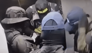 Disfrazados de policías asaltaron a un empresario en Asunción - Noticiero Paraguay