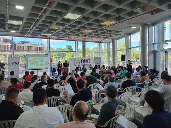 Remate de la DNIT con base imponible de más de G. 3.000 millones: camiones Scania, el “producto estrella” - Nacionales - ABC Color