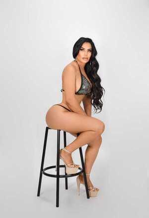 Popular / "Este diciembre tratemos de no pecar tanto" dijo la sexy Pamelita Nuñez que regresó con todo a las pasarelas