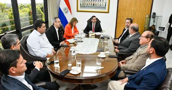 La Nación / Diputados y gremios de la construcción coordinan agenda para dinamizar la economía