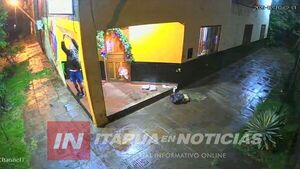 DELINCUENTE HURTA  DECORACIÓN NAVIDEÑA DE BOMBEROS VOLUNTARIOS