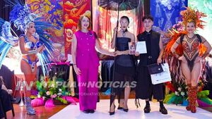 UNAE DISEÑA 2025 “CARNAVAL” BRILLÓ CON TALENTO Y HOMENAJE A LOS 100 AÑOS DEL CARNAVAL ENCARNACENO