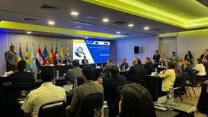 Popular / Red Atenas: Reunión internacional sobre fraudes documentales