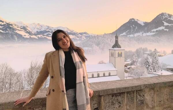 Paraguaya en Suiza enseña guaraní a unas peques