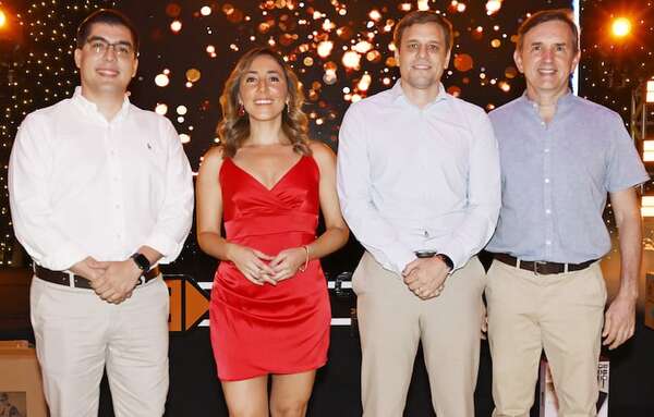 Live in Color: Idesa despidió el año con puro estilo y alegría - Sociales - ABC Color